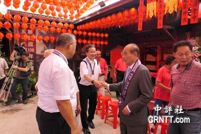 王金平赴新北土城順聖宮拜廟 郭台銘未同行 王金平赴新北土城順聖宮拜廟 郭台銘未同行