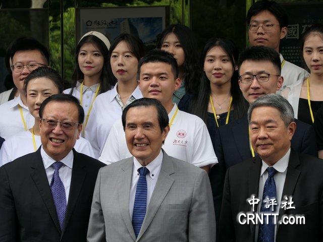 陸生團參訪 郝平:北大校門永遠為政大而開 陸生團參訪 郝平:北大校門永遠為政大而開