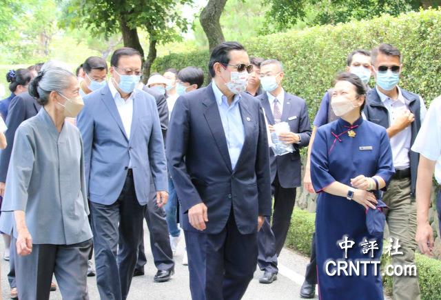 陸生團花蓮參訪慈濟精舍　馬英九親自陪同