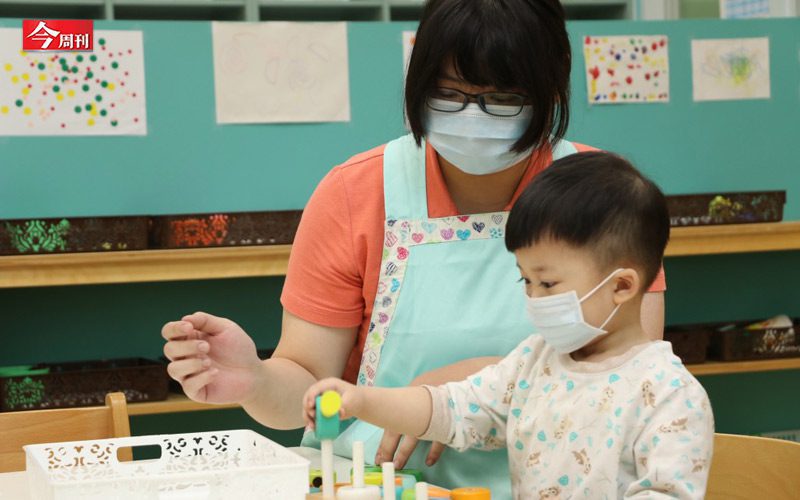 公幼抽籤抽不到，送「準公幼」又常踩雷…為何5年來爸媽托育壓力沒變小？幼教政策總體檢