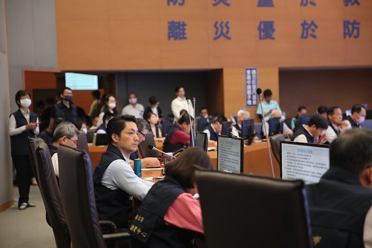 卡努颱風路徑結構預測分岐大 蔣萬安:料敵從寬嚴防強陣風影響 卡努颱風路徑結構預測分岐大 蔣萬安:料敵從寬嚴防強陣風影響