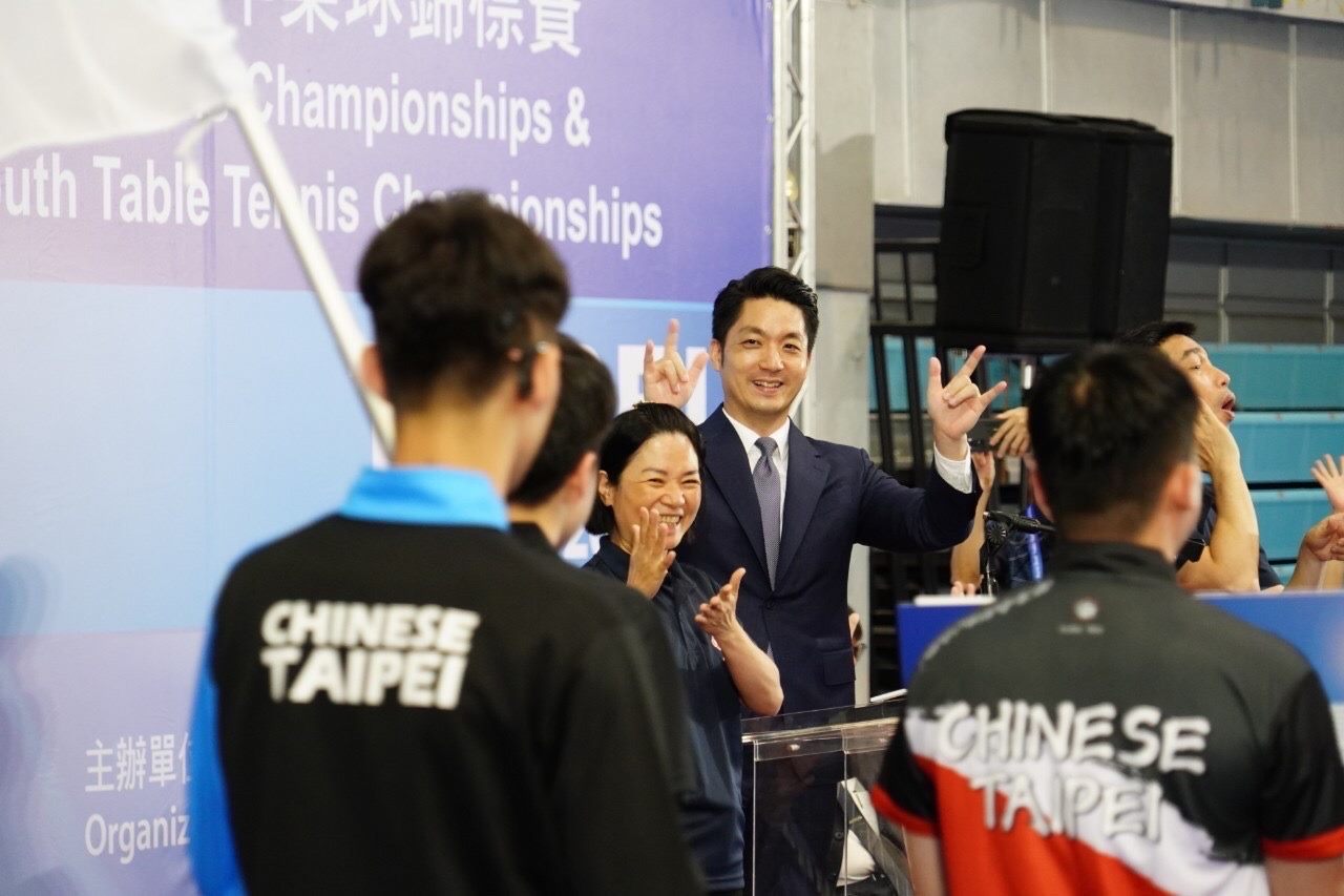 出席台北聽障桌球錦標賽開幕典禮 蔣萬安用手語歡迎代表選手 出席台北聽障桌球錦標賽開幕典禮 蔣萬安用手語歡迎代表選手