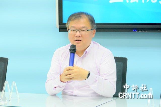 李德維:郭台銘參選讓藍營憂喜參半 李德維:郭台銘參選讓藍營憂喜參半