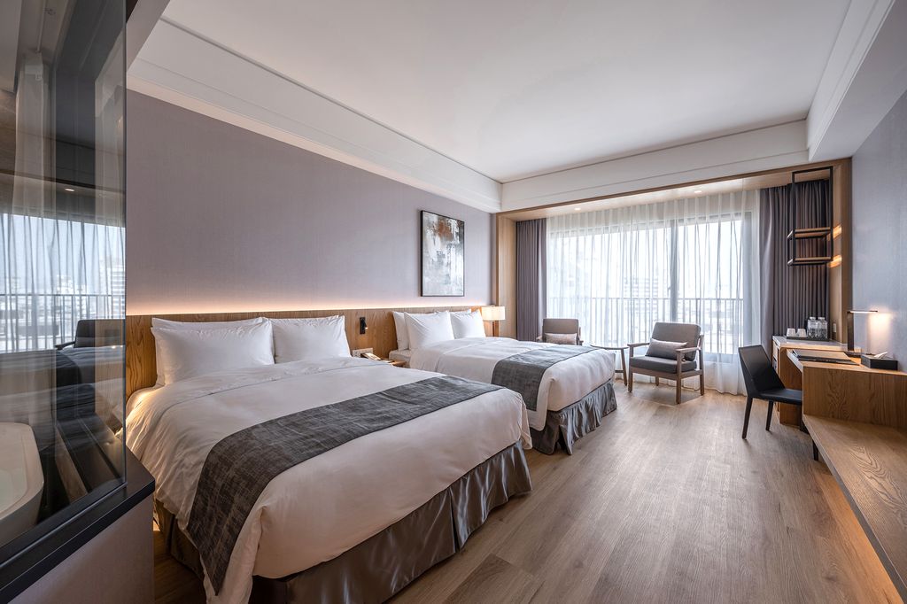 禧榕軒大飯店只要入住專案房即贈《台南旅遊美食護照》