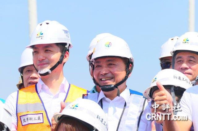 侯友宜訪美前與蔣萬安合體　宛如造勢場