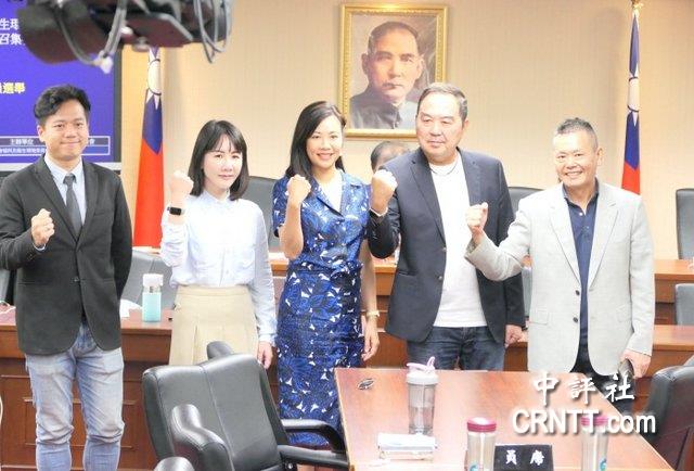 藍白合作共奪8席召委　民眾黨吳欣盈攻一席