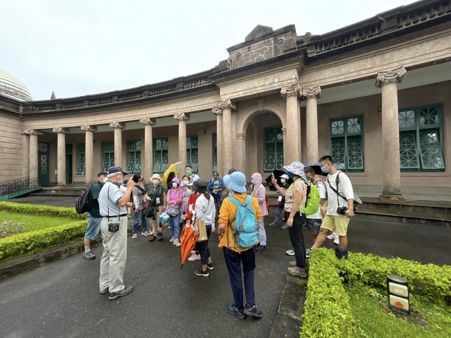 自來水博物館有莊嚴古典外觀與象徵現化功能的水源地唧筒室。(圖／北市台大公館商圈發展促進會提供)