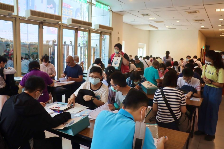 新北最大場就業博覽會 近1600人次參與　初媒合率衝42.4%