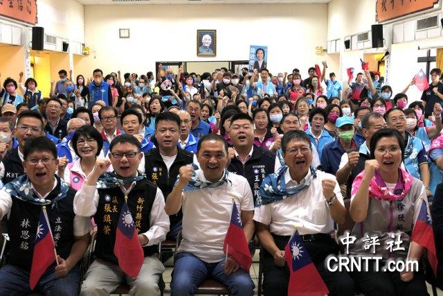 侯連兩天顧客家票　稱兩岸同文同種和平相處