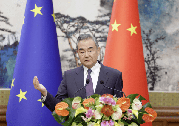 王毅:在巴勒斯坦問題上,中方將站在和平、公道、及人類良知一邊 王毅:在巴勒斯坦問題上,中方將站在和平、公道、及人類良知一邊