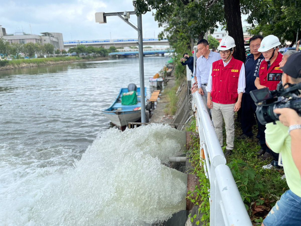 小犬颱風直撲南台灣 陳其邁視察防汛整備 小犬颱風直撲南台灣 陳其邁視察防汛整備