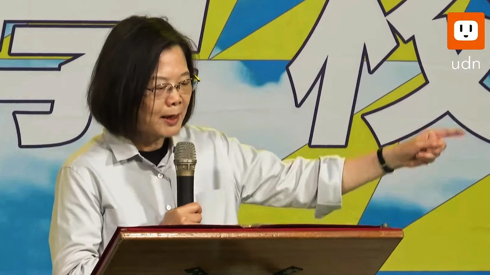 洛杉基評蔡英文「接近完美民主」說:繼續執政必一黨獨大一人獨裁