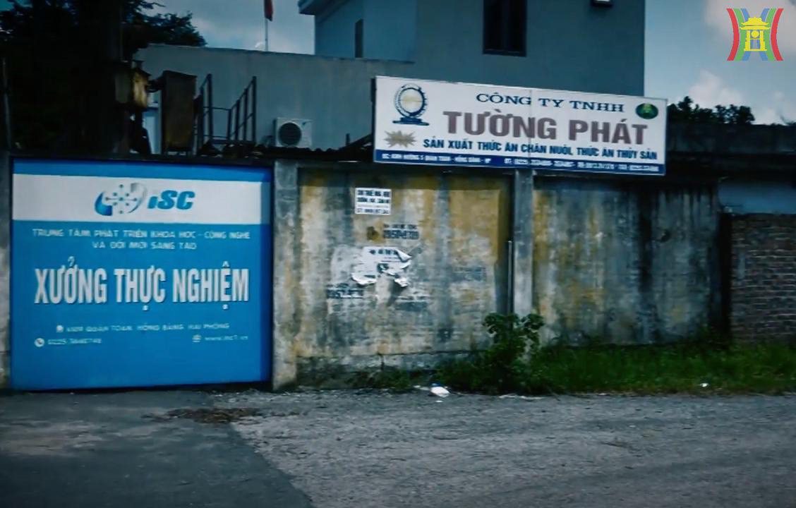 越南公安部毒品犯罪調查警察局循線於越南河静省之另一處倉庫，再查獲K他命600公斤。(圖／刑事警察局提供)