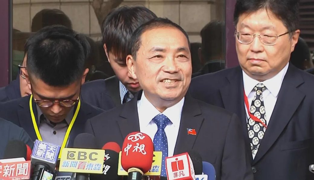 「有人出2億美元要我當副手」柯文哲要拖國民黨下水？　侯友宜回應:暗示性語言，不太妥當！