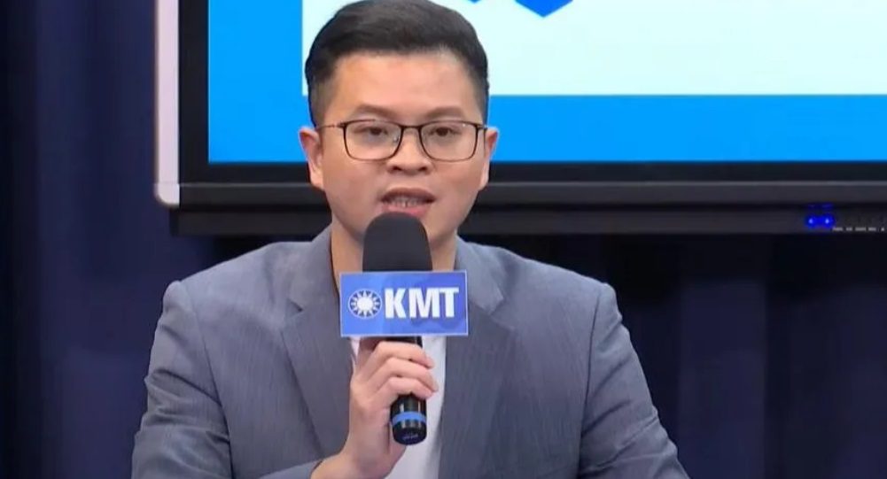 藍白合卡關 凌濤開嗆黃珊珊!黃臉書發文回應 藍白合卡關 凌濤開嗆黃珊珊!黃臉書發文回應