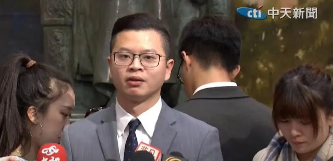 轟黃珊珊是台灣民主歷史罪人 凌濤喊:阿北選後要小心了 轟黃珊珊是台灣民主歷史罪人 凌濤喊:阿北選後要小心了