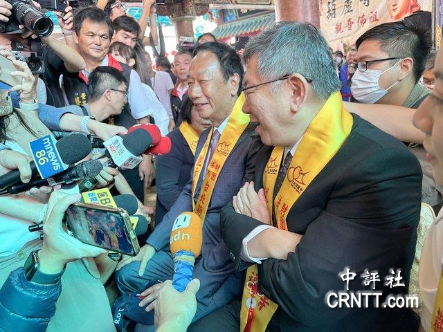 郭台銘邀柯文哲回豪宅吃午餐 沒請侯友宜 郭台銘邀柯文哲回豪宅吃午餐 沒請侯友宜