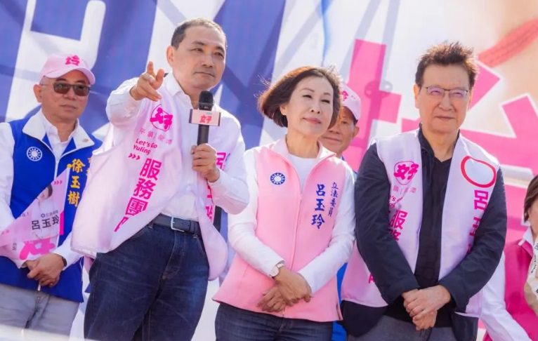 侯康配太震撼!最新民調出爐…「賴蕭配」28.3%「侯康配」28.2%「柯盈配」24.3% 侯康配太震撼!最新民調出爐…「賴蕭配」28.3%「侯康配」28.2%「柯盈配」24.3%