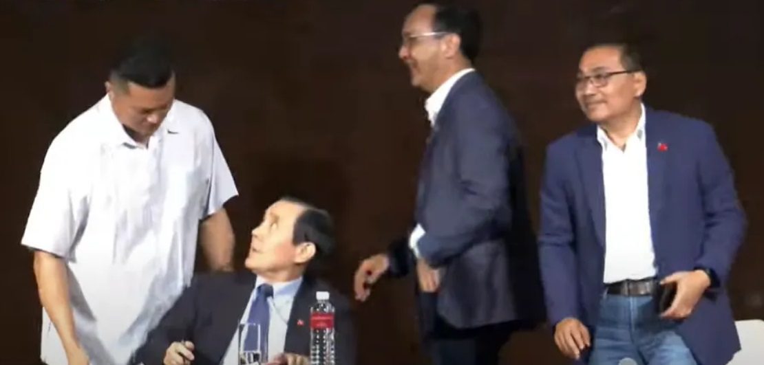 藍白合不歡而散…國民黨憤而離席 黃士修火上加油成破局關鍵 藍白合不歡而散…國民黨憤而離席 黃士修火上加油成破局關鍵