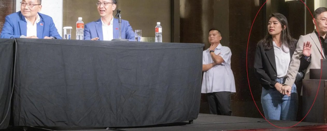 黃士修驚爆性騷?藍美女發言人手被緊抓照片曝光!她崩潰還原經過 黃士修驚爆性騷?藍美女發言人手被緊抓照片曝光!她崩潰還原經過