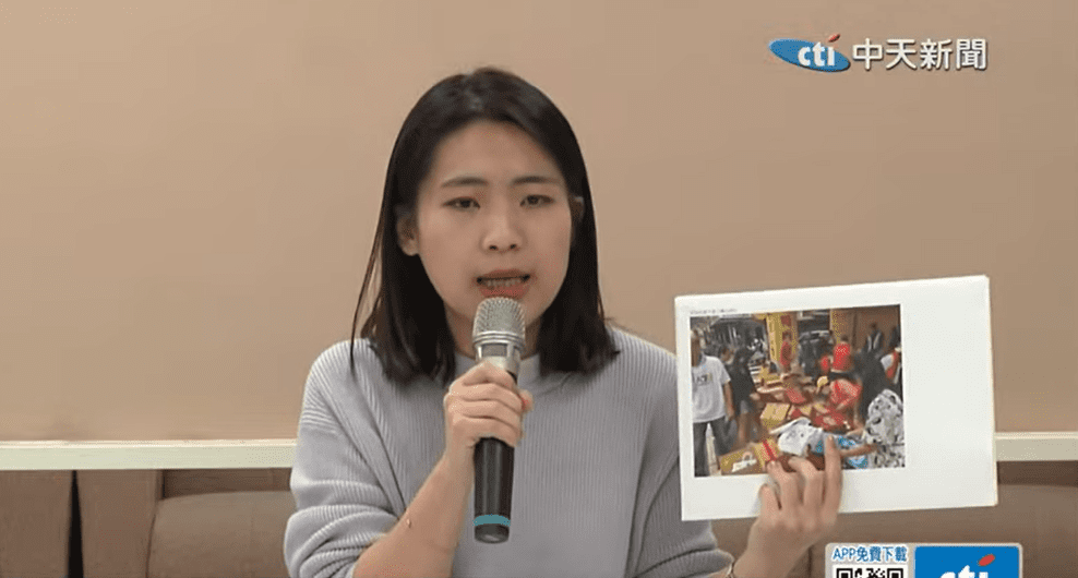徐巧芯出面說明!重陽節發20元壽麵遭查涉賄 「民進黨許淑華同場發銅鑼燒」 徐巧芯出面說明!重陽節發20元壽麵遭查涉賄 「民進黨許淑華同場發銅鑼燒」