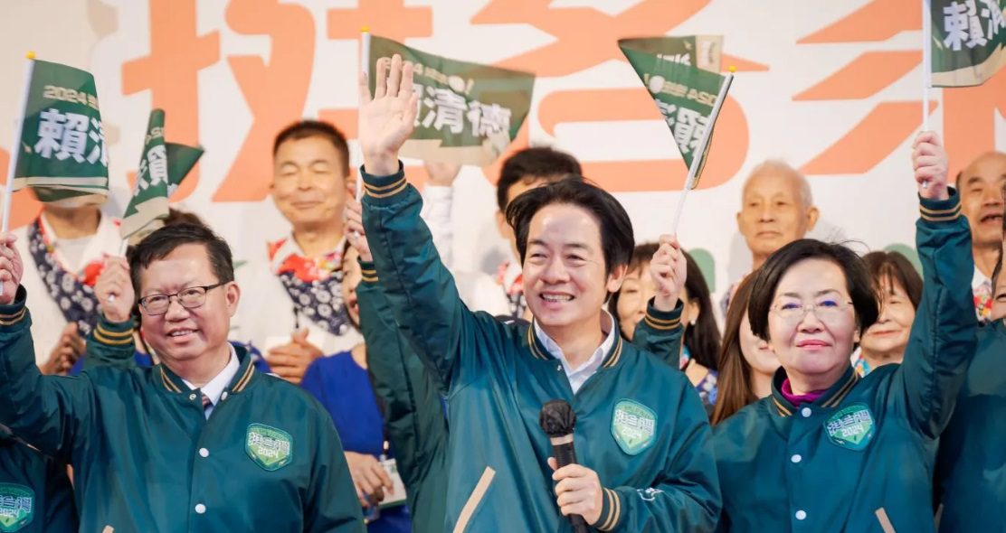 賴清德萬里老家驚見五星景點「賴皮寮」　網全笑翻：賴著不拆