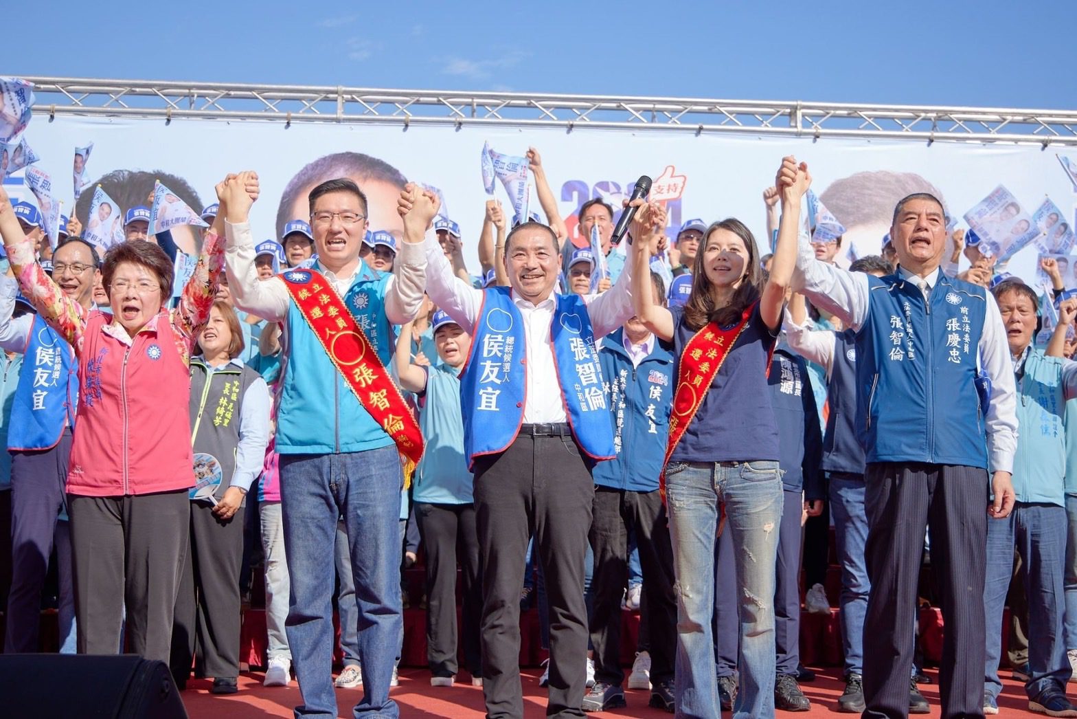 反貪腐愛中和!侯康到場力挺 張智倫競選總部隆重成立 反貪腐愛中和!侯康到場力挺 張智倫競選總部隆重成立