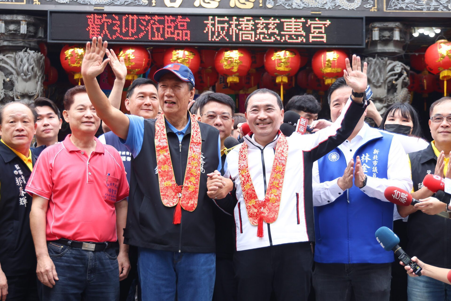 澎湖前立委挺郭大將陪侯掃街　郭台銘站台有望？