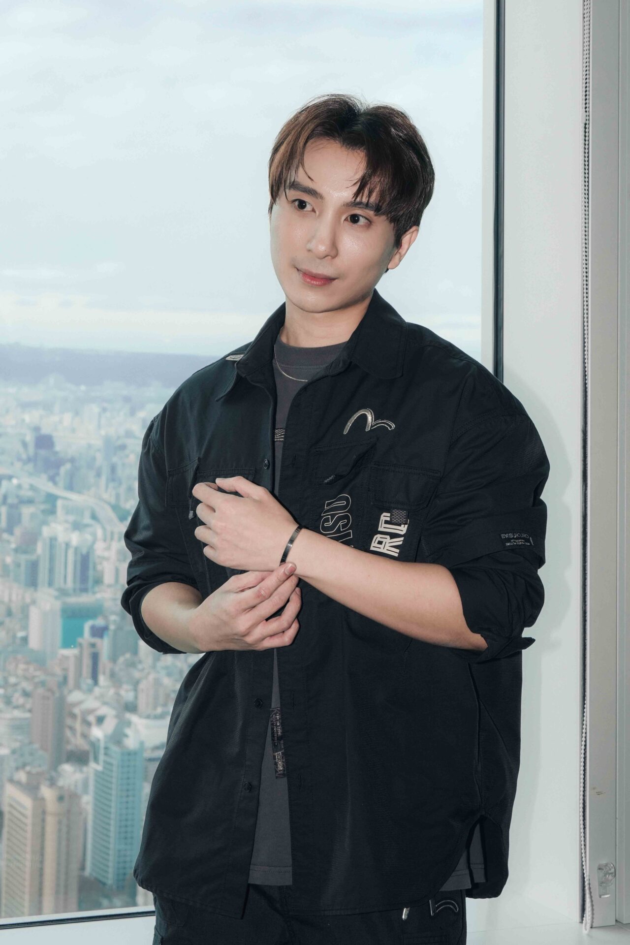 新加坡美男子愛韓流女神 丘俊鑫曝心儀類型 TWICE周子瑜