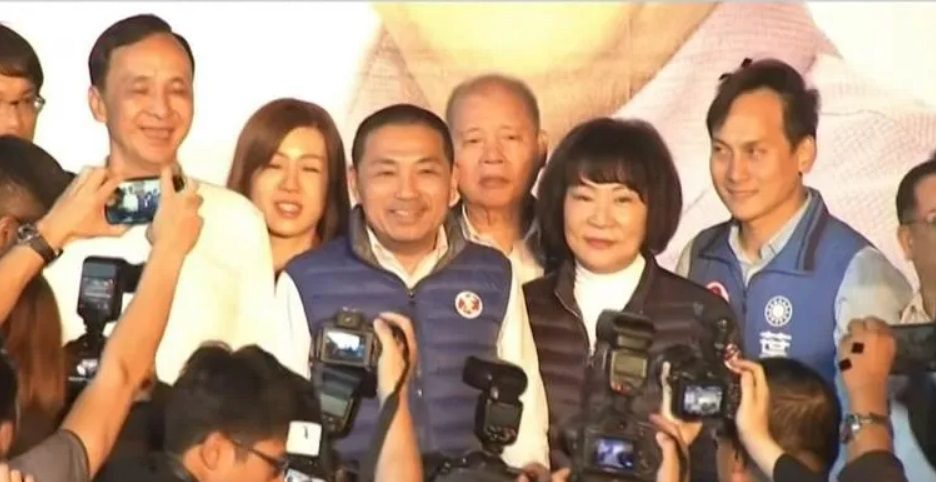 侯康專訪/鮮少曝光的老婆答應「站出來」！侯友宜拚選戰有了最堅強的後盾