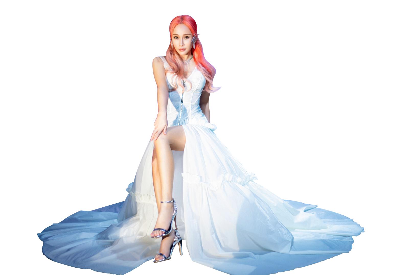 温嵐、梁舒涵 淡水漁人碼頭零距離首度合作 温嵐、梁舒涵 淡水漁人碼頭零距離首度合作