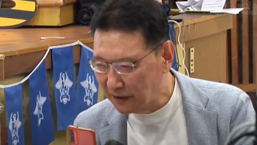 趙少康中一中講座突接巧芯轉《賀瓏夜夜秀》邀約!他回答讓學生嗨翻天 趙少康中一中講座突接巧芯轉《賀瓏夜夜秀》邀約!他回答讓學生嗨翻天