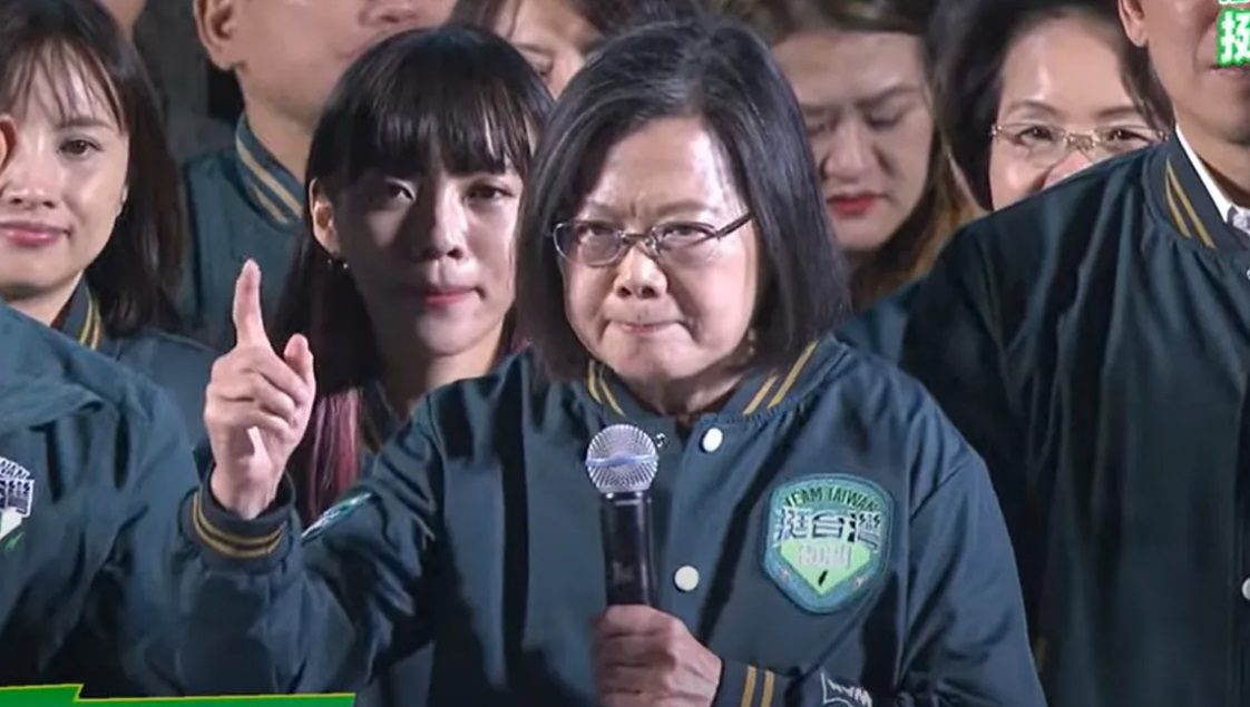 蔡英文稱貪腐沒證據「不接受重啟特偵組」!侯辦批包庇特權貪污 蔡英文稱貪腐沒證據「不接受重啟特偵組」!侯辦批包庇特權貪污