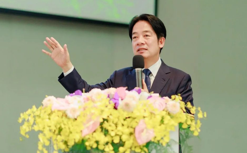 賴清德抹紅侯友宜翻車！　侯辦挖出「綠親中3劍客」事蹟轟：敢不敢開鍘