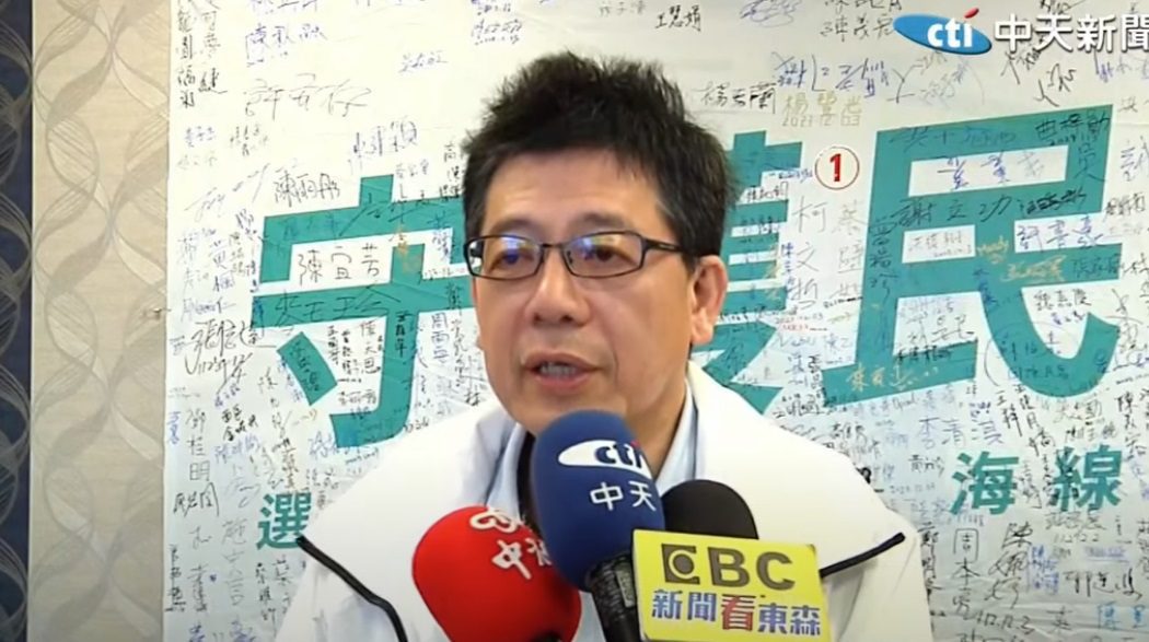 遭柯文哲質疑「4字」!謝立功點名黃珊珊:公開列不分區會議紀錄 遭柯文哲質疑「4字」!謝立功點名黃珊珊:公開列不分區會議紀錄