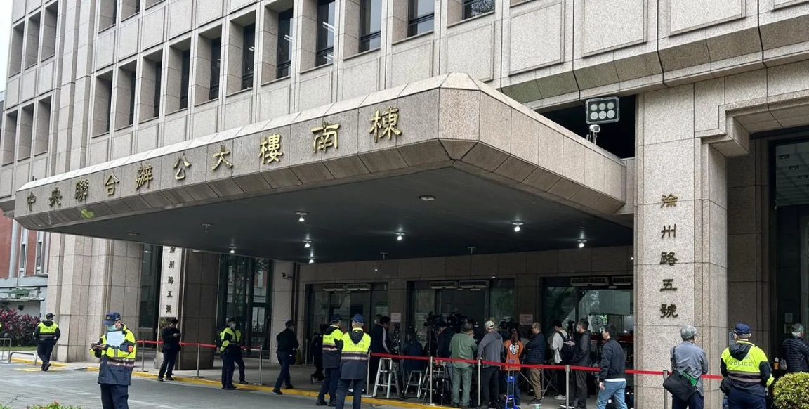 2024大選民調3日零時封關!中選會:違者最重罰百萬「政黨相關人士加倍罰」 2024大選民調3日零時封關!中選會:違者最重罰百萬「政黨相關人士加倍罰」