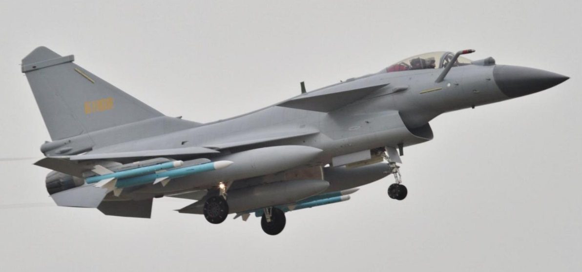 陸取消M503航線偏置!今偵獲22架解放軍機出海11架逾越海峽中線 國防部:嚴密監控警戒 陸取消M503航線偏置!今偵獲22架解放軍機出海11架逾越海峽中線 國防部:嚴密監控警戒