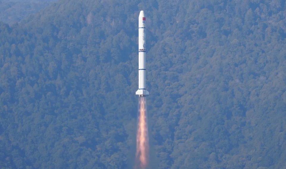 國家級警報這次沒響！陸今再度發射衛星　國防部:對臺灣地區無危害