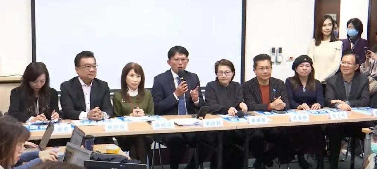 立院白綠合？黃揚明斷言韓國瑜票數：民眾黨恐自毀前程