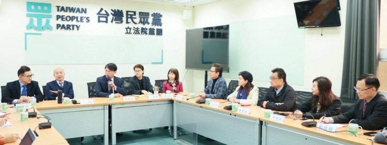 黃珊珊發文了！藍綠立法院長參選人到民眾黨「面試」　她喊沒對韓國瑜私設刑堂