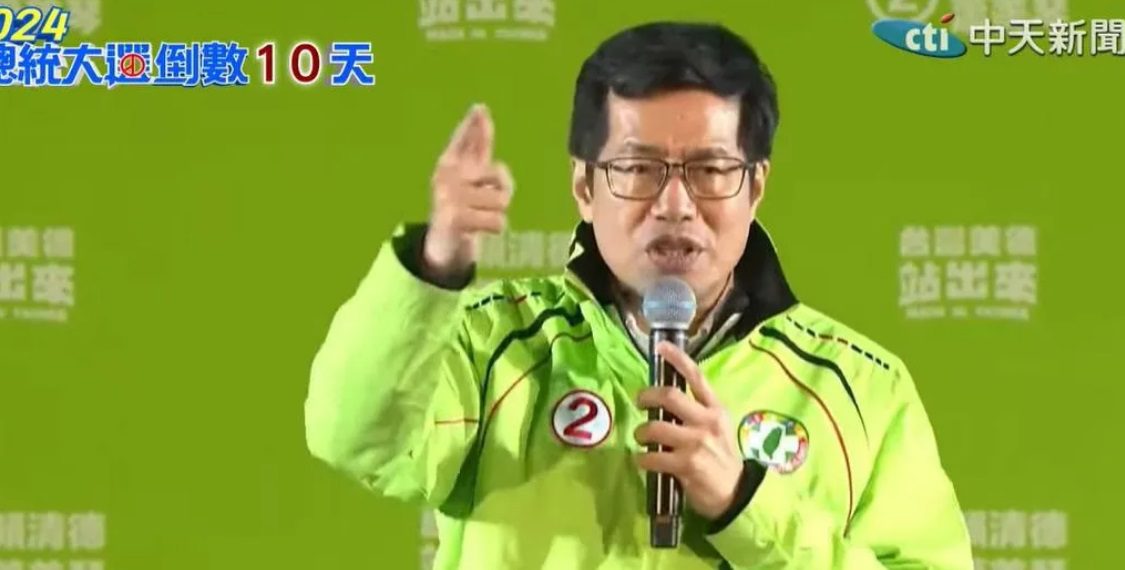 璩美鳳直闖羅致政競總！邀共追「私密自拍片」真相