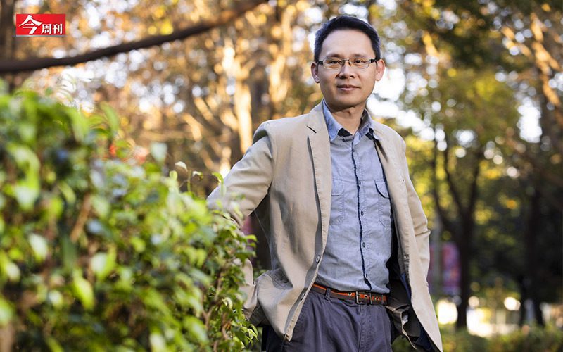 精華光學「抱上抱下」600萬獲利飛了，大學教師40多歲驚醒「還有一家4口要養 」…掌握賣股3時機，年領70萬股息