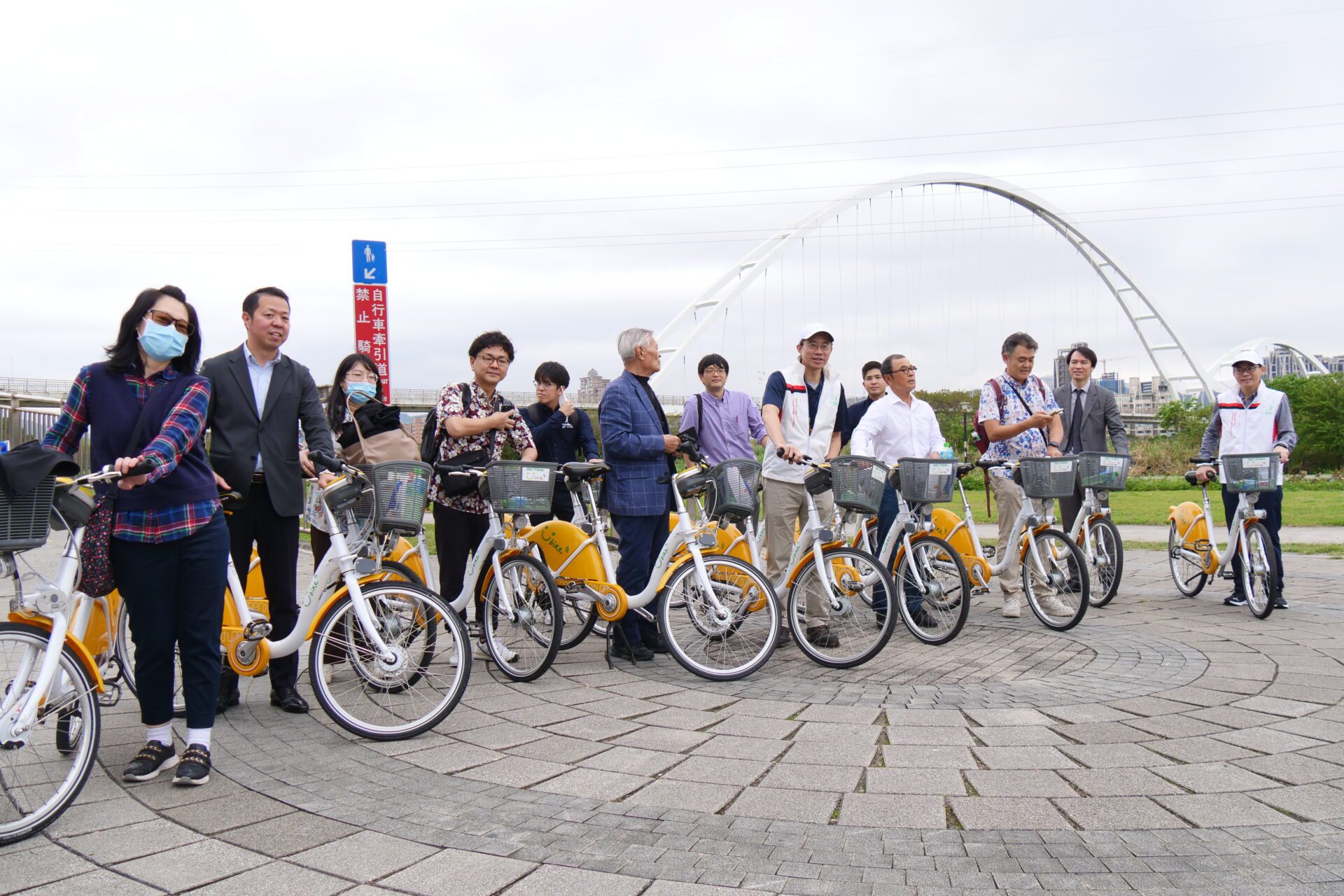 日本沖繩縣考察新北綠色交通　肯定自行車通勤綠廊百公里路線