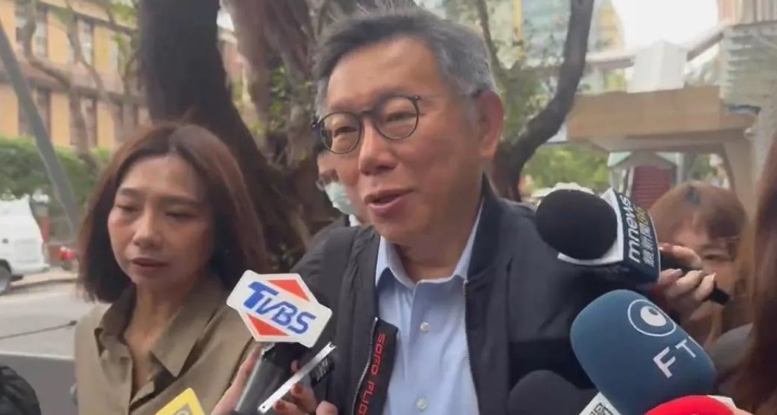 柯文哲、吳崢口中的「醫界大老」說話了！證柯致電尋求民進黨支持黃珊珊當立法院長