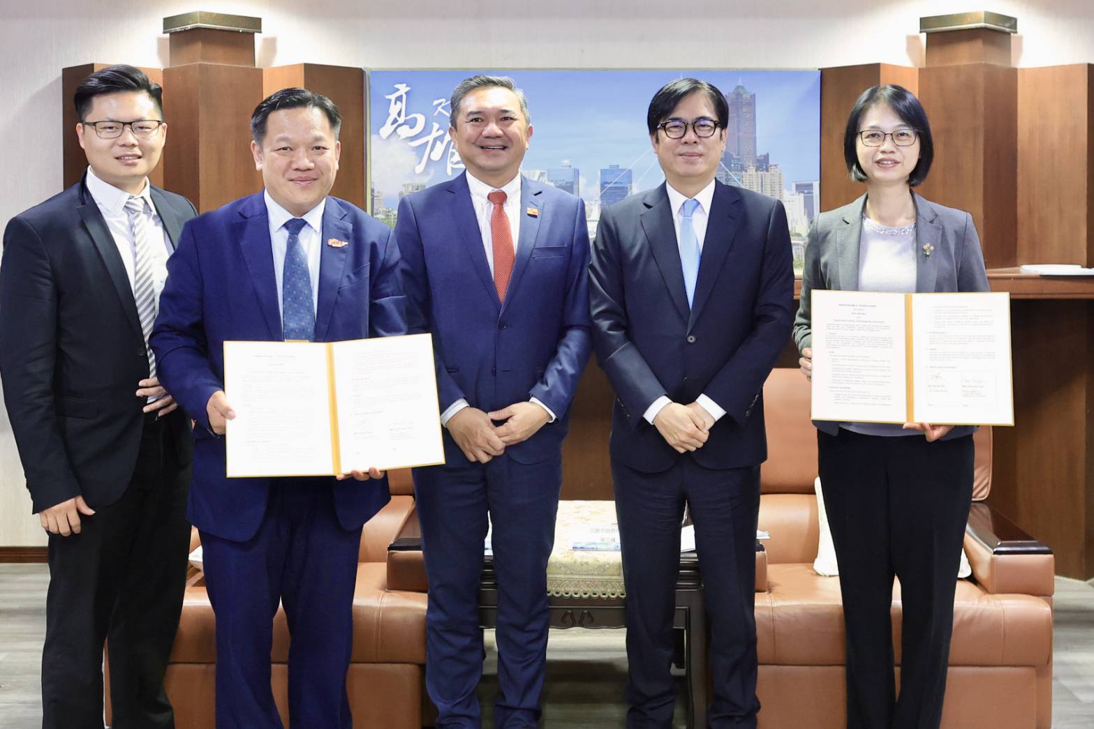 高雄市交通局與馬來西亞雪蘭莪州簽署MOU　發展合作夥伴關係