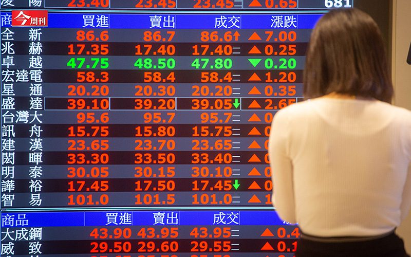 00940、00939…高息ETF狂潮全解讀!10元低價入手、9.85%殖利率…行銷話術大剖析 00940、00939…高息ETF狂潮全解讀!10元低價入手、9.85%殖利率…行銷話術大剖析