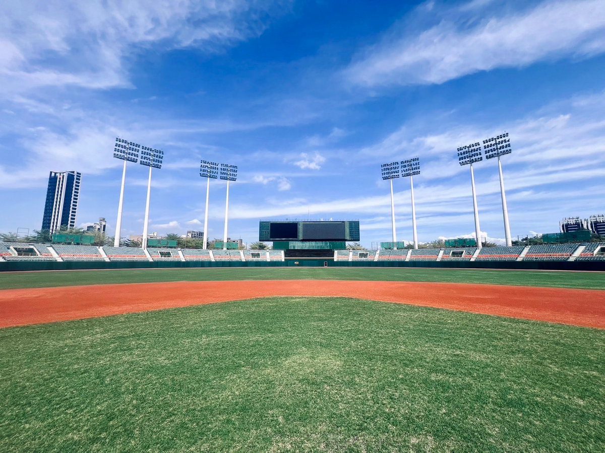 澄清湖棒球場養護整備完成 迎接台鋼開幕首戰 中職聯盟視察 官方專業評估表達肯定 澄清湖棒球場養護整備完成 迎接台鋼開幕首戰 中職聯盟視察 官方專業評估表達肯定