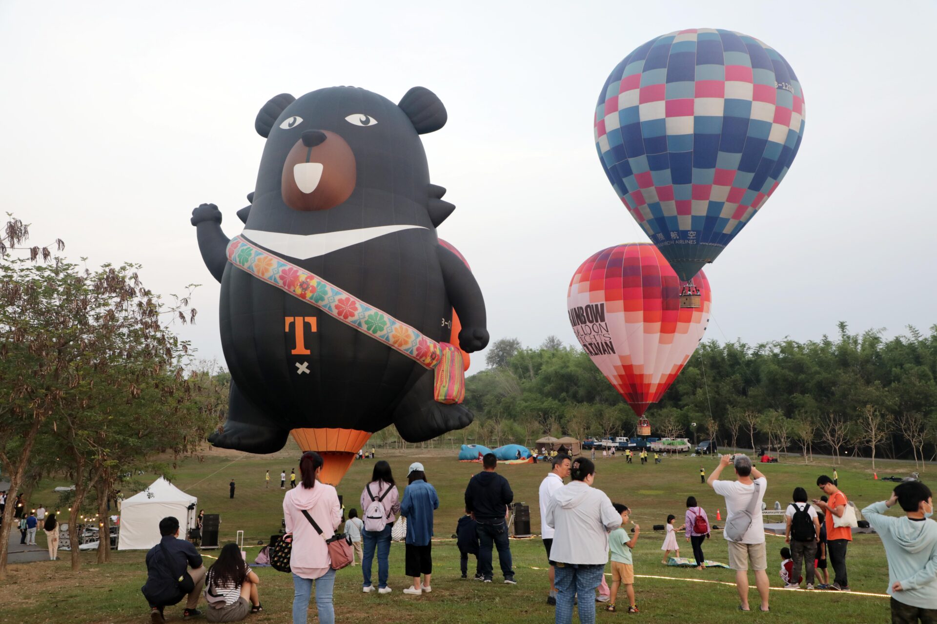 西拉雅森活節　熱氣球嘉年華引爆台南週末熱鬧氛圍