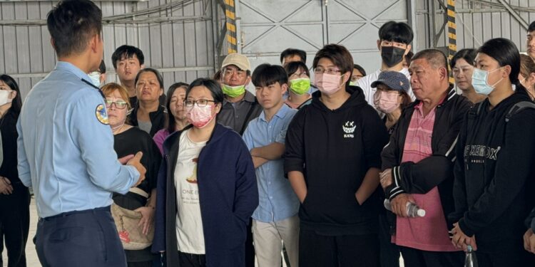 新北國軍就業自立方案　助110名弱勢青年　兄弟檔踏入軍旅改善家計