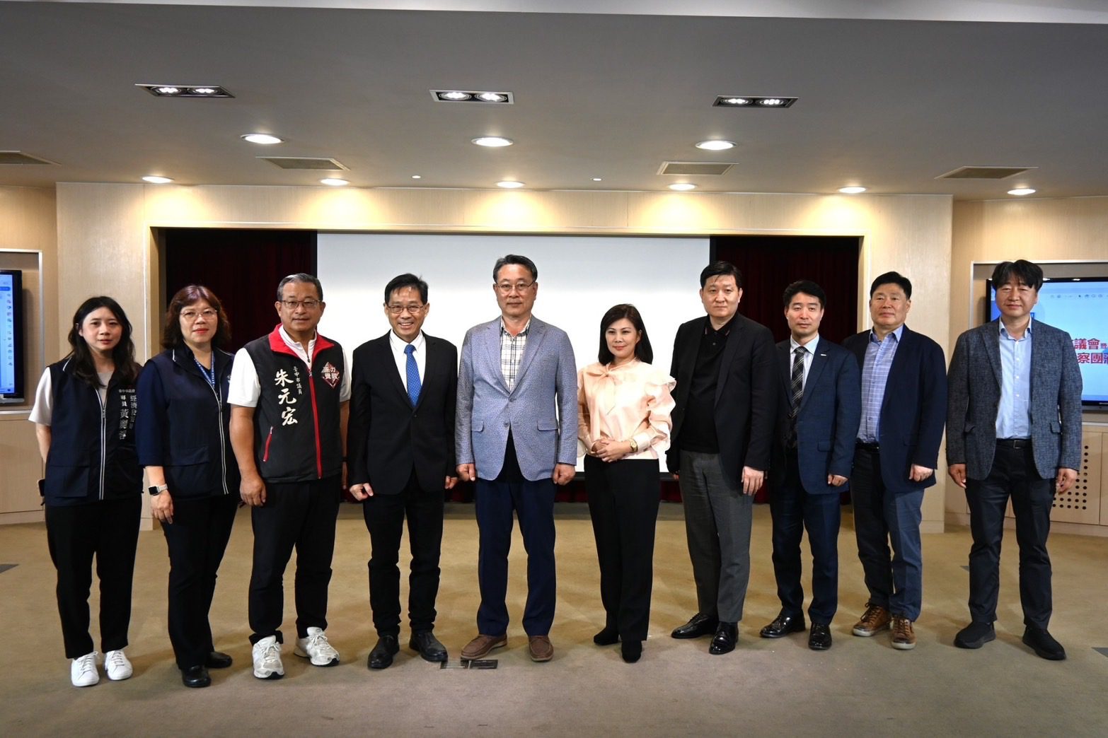 韓國經貿考察團拜會中市府 奠定合作基礎創造產業商機